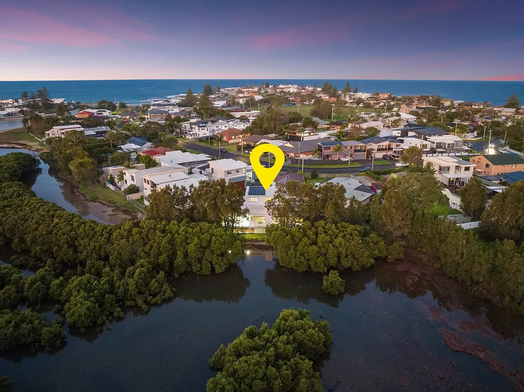 Barrack Point 4 Bedroom ABSOLUTE WATERFRONT LUXURY | BARRACK POINT'S PREMIER ADDRESS
