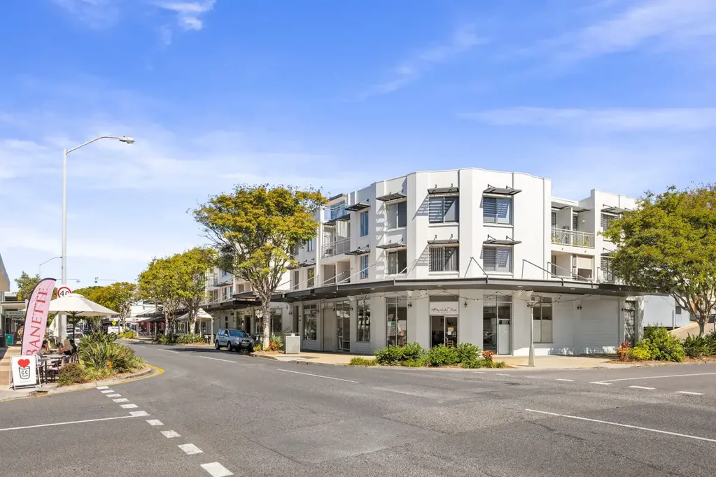 Wynnum 2房 海湾生活，时尚、宽敞、便利 BAYSIDE LIVING WITH STYLE, SPACE & CONVENIENCE