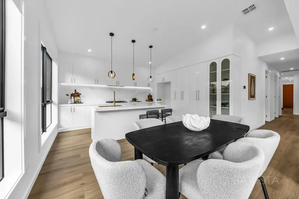 Craigieburn 4ห้องนอน Stunning New Lifestyle of Light-Filled Luxury