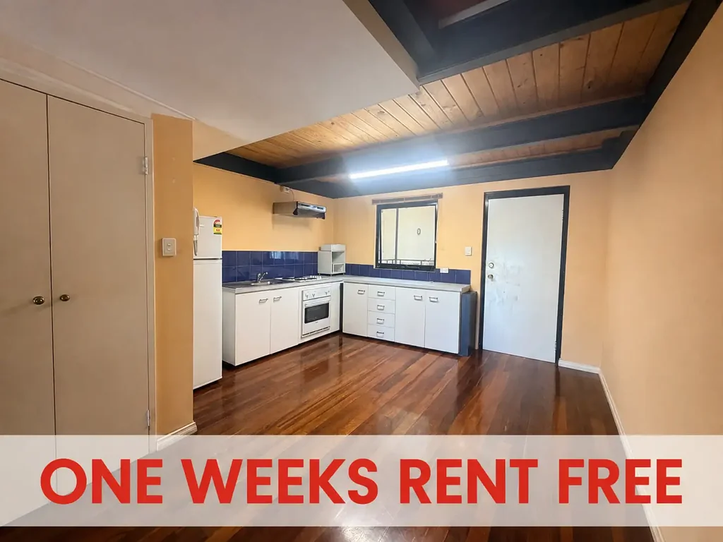 ONE WEEKS FREE RENT!!