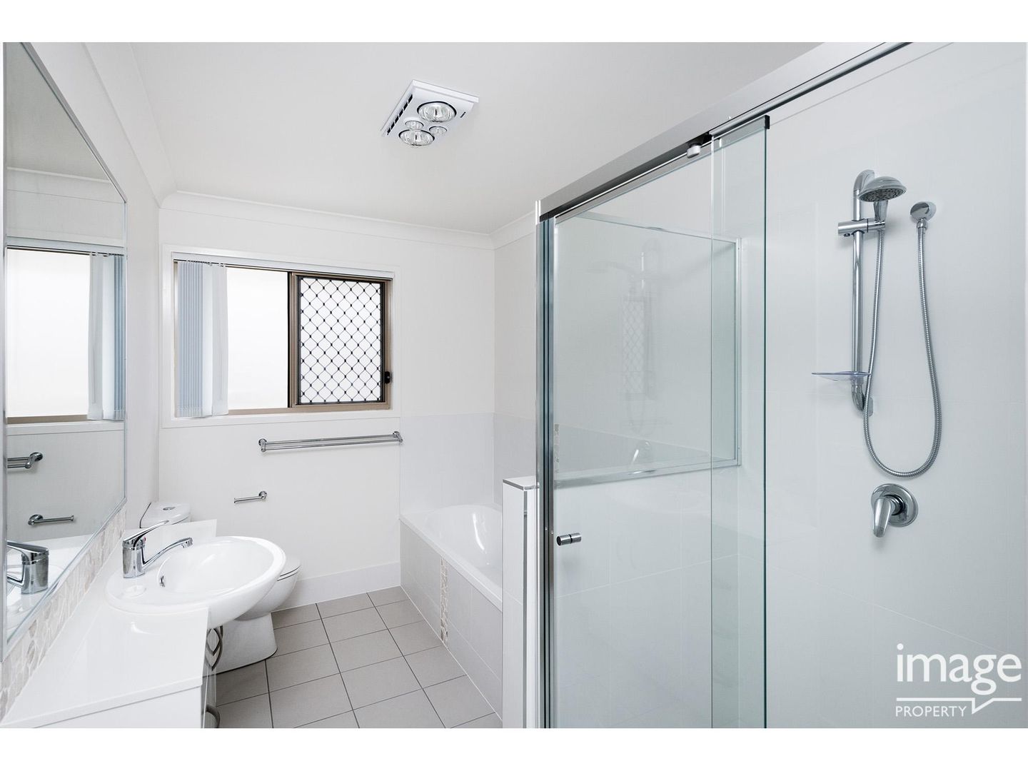 UNIT 1 99 BUNYA RD, EVERTON HILLS QLD 4053, 0 chambres, 0 salles de bain, Unit