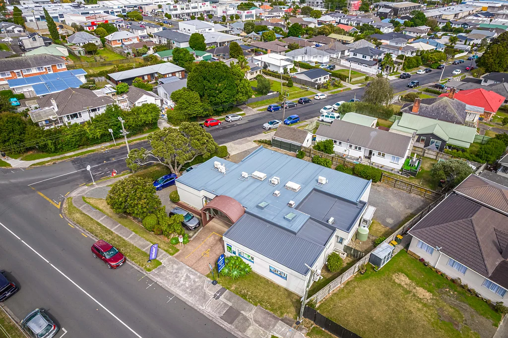 8 Archibald Road, Kelston, Waitakere City, Auckland