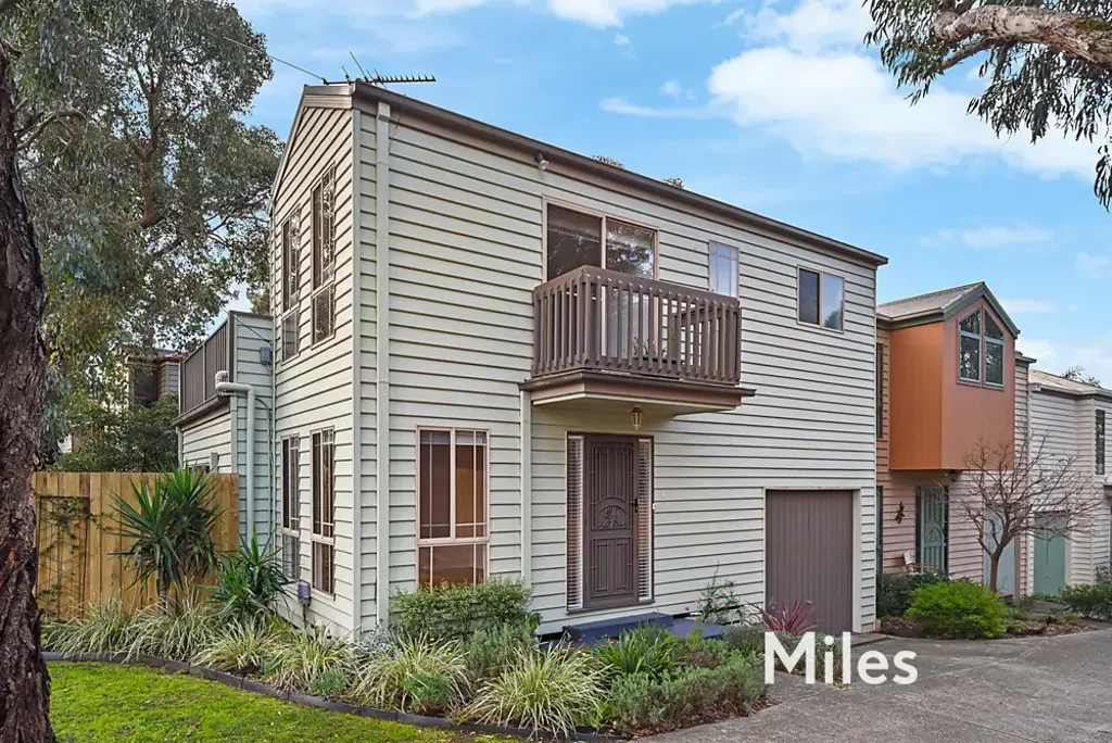GREAT LOCATION - EASY LIVING