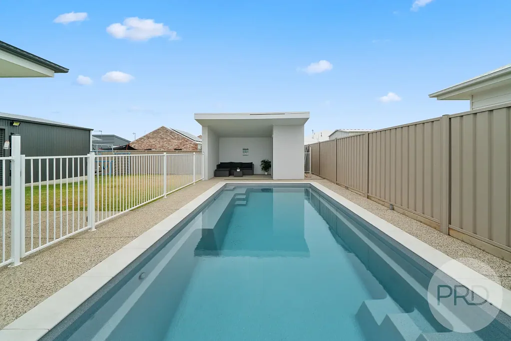 Gobbagombalin 4 Bedroom Style, space and family comfort.