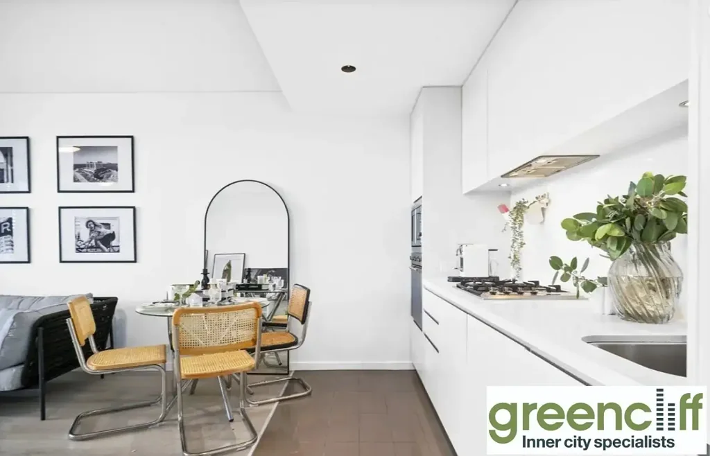 Spacious one bedroom apartment with parking and study!