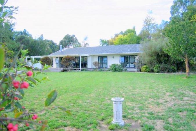 52a Southey Road, Opaki, Masterton, 3 rūma, 2 rūma horoi