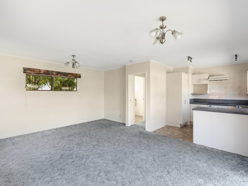 3/30 Leighton Avenue, Waiwhetu, Lower Hutt, 2 phòng ngủ, 1 phòng tắm