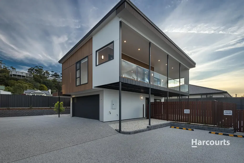 4/9 Emily Crescent, Somerset, TAS 7322