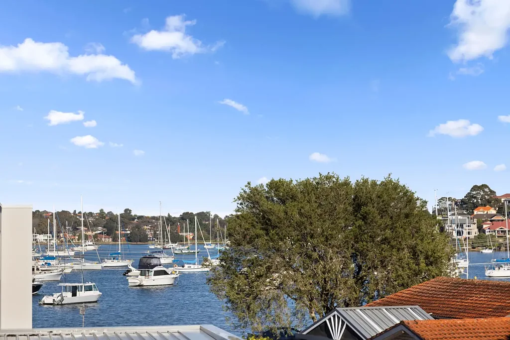 Drummoyne 3Kwarto Bayside Apartment with Waterviews