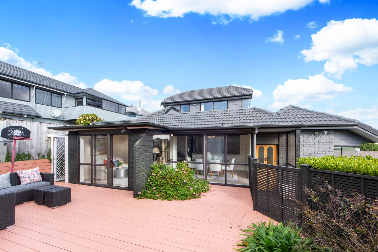 2/2 Basilton Close, Bucklands Beach