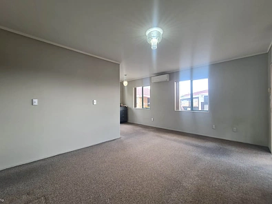 Beautiful Home in a Safe & Quiet Neighborhood!