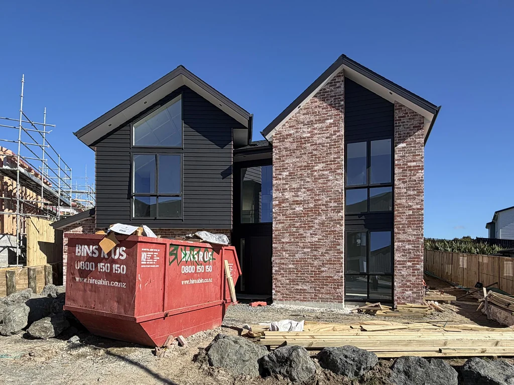 Millwater 5房  Exquisite Family Residence with Granny Potential
