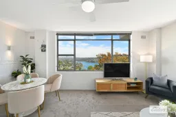 15/174 Spit Road, Mosman