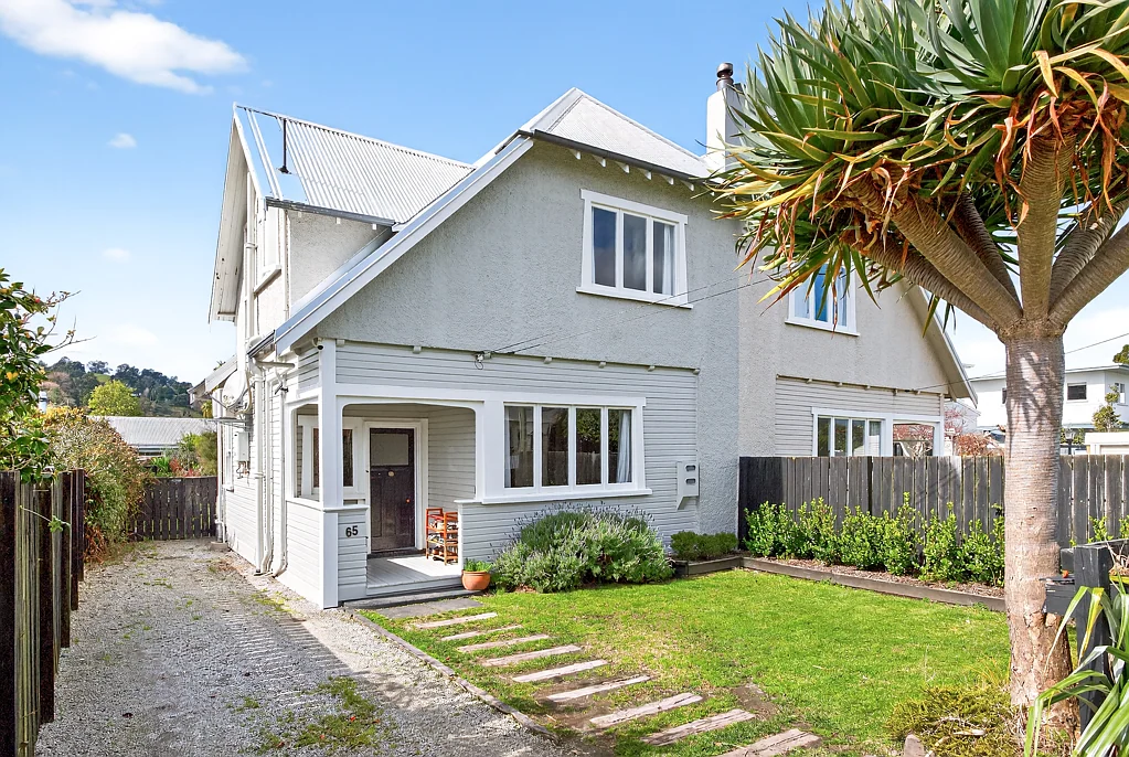 Whataupoko 3 Slaapkamer Affordable character on Clifford