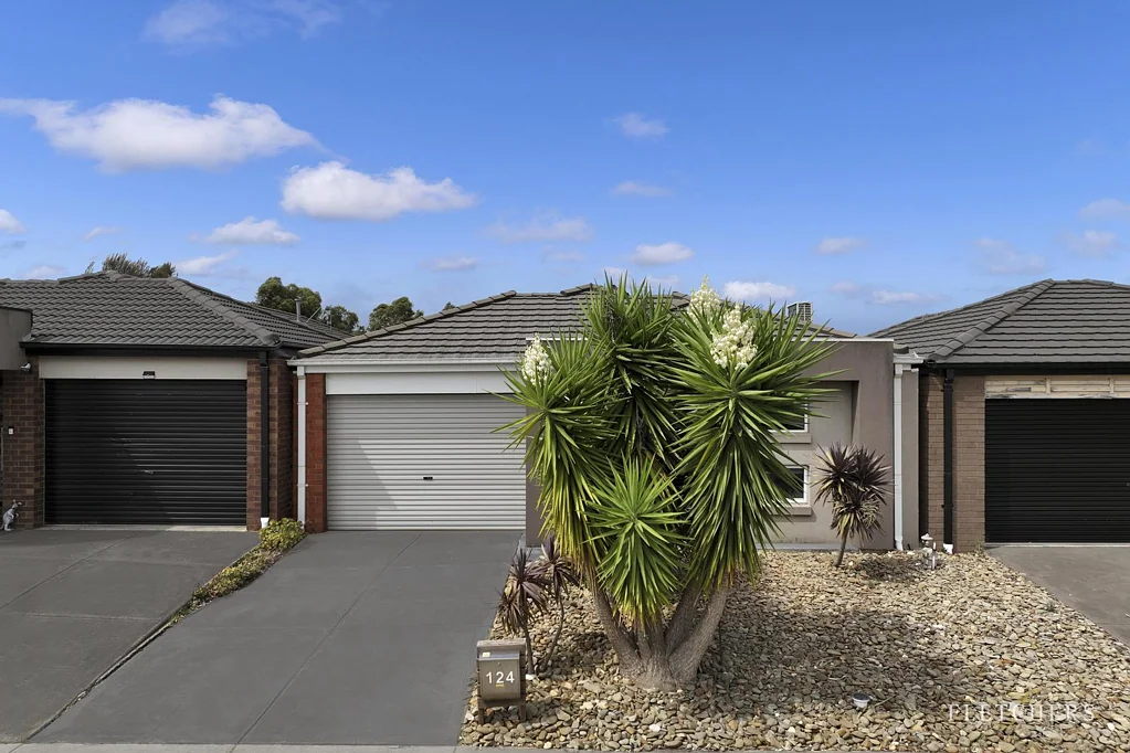 124 Black Knight Way, Kurunjang, VIC 3337