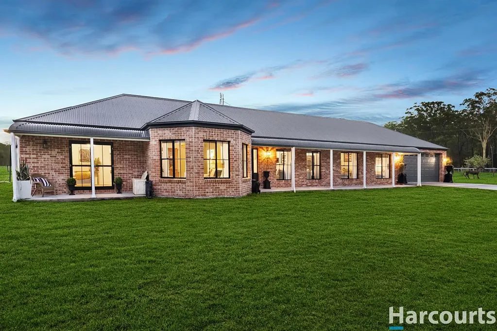 Limeburners Creek 4房  Beautiful Rural Lifestyle Property Perfectly Suited to Equestrian Living