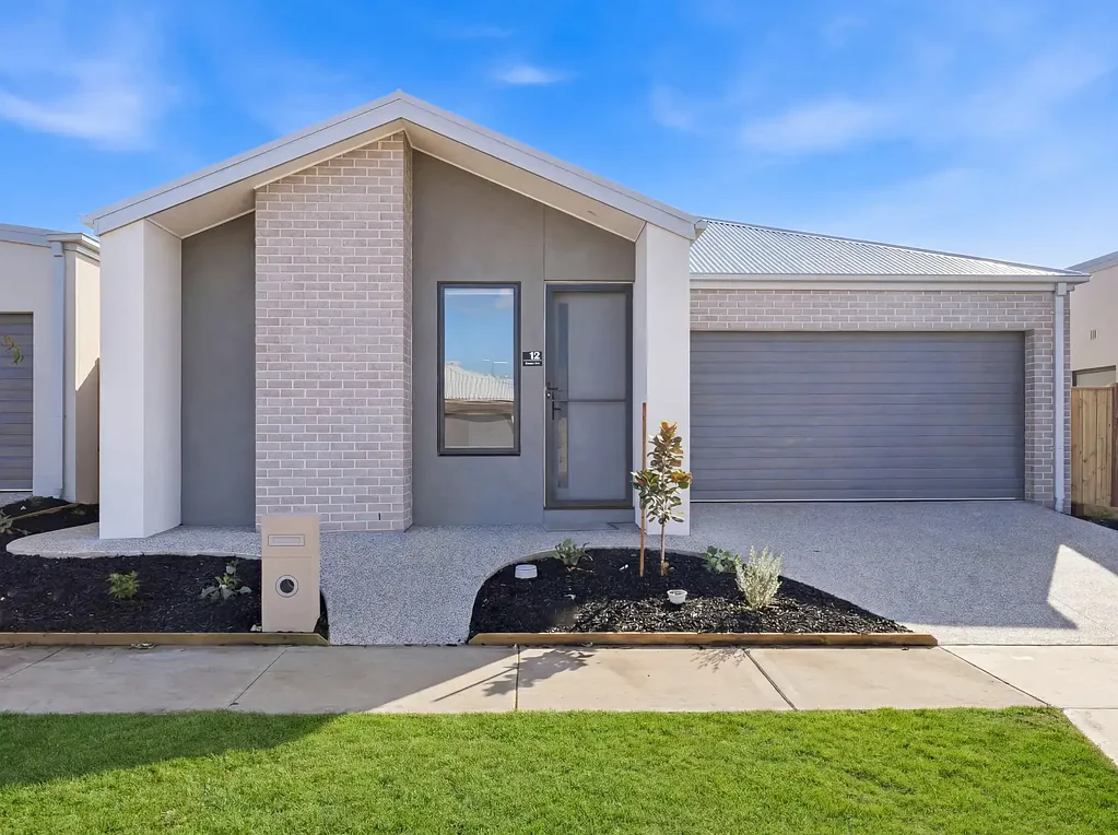NEW BUILD HOME FOR RENT IN WYNDHAM VALE