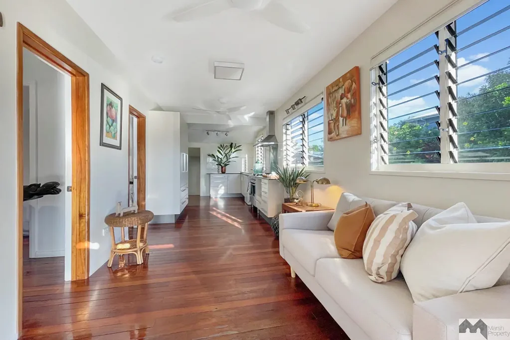 19 Prior Street, Machans Beach, QLD 4878