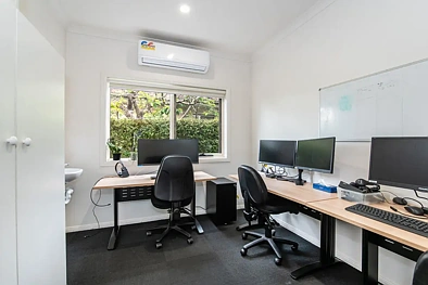 6 NOLTE ST, HAMILTON VIC 3300, 4 Schlafzimmer, 2 Badezimmer, House