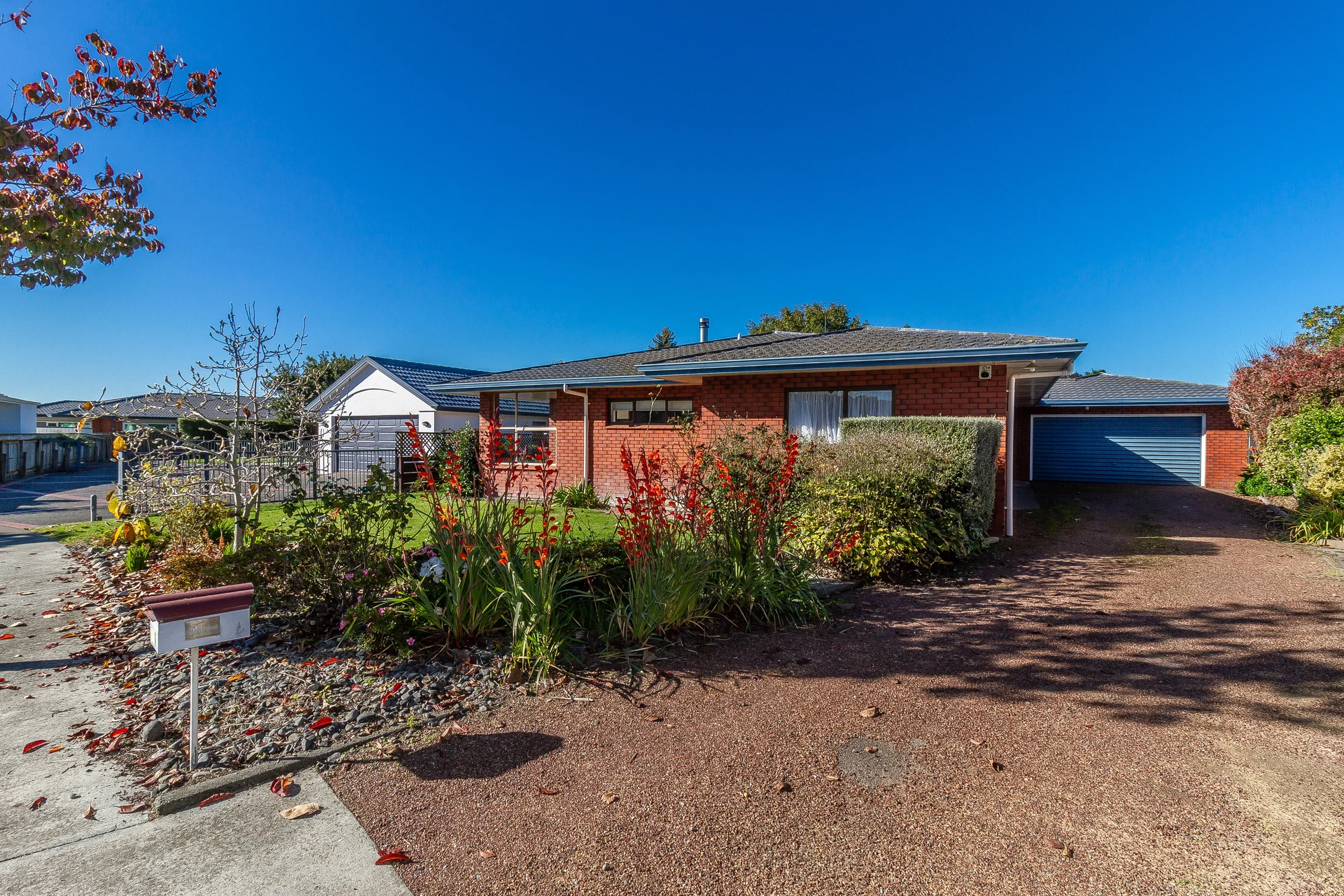 Taradale 3બેડરૂમ Estate Sale - Big Home, Prime EIT Location