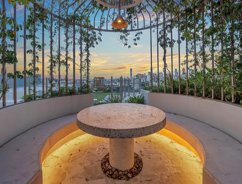 30804/9 Pidgeon Close, West End, QLD 4101, 2 ਕਮਰੇ, 2 ਬਾਥਰੂਮ, Apartment