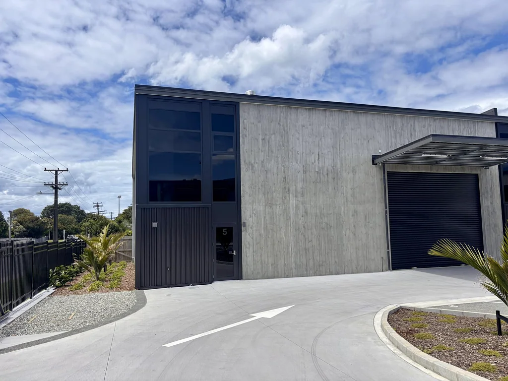 Te Atatu Peninsula Brand New Units | Available Now
