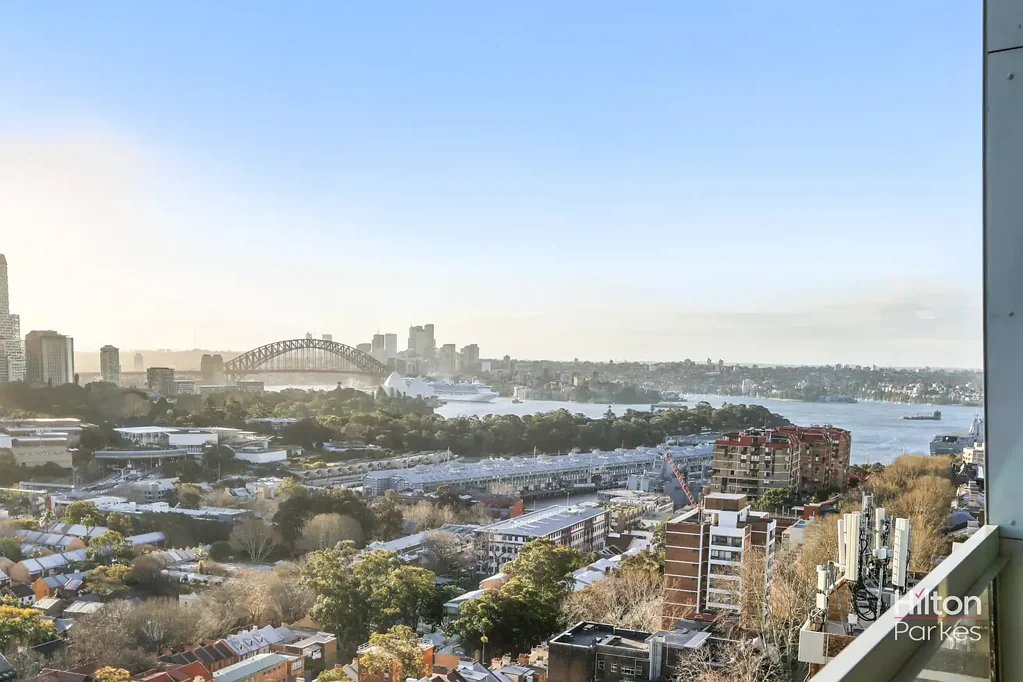 Modern 2-Bedroom Sub Level Penthouse on the 17th & 18th Floors with Stunning City/Water Views - Semi Furnished