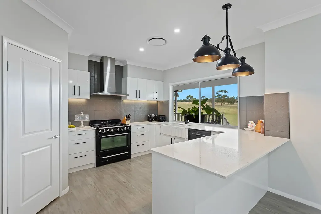 386 College Green Road, Sandy Camp, QLD 4361