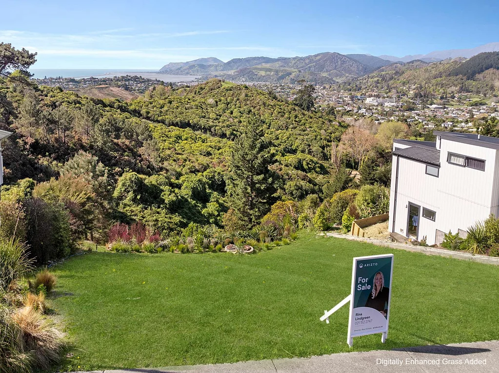 Britannia Heights Views spanding all over Nelson!