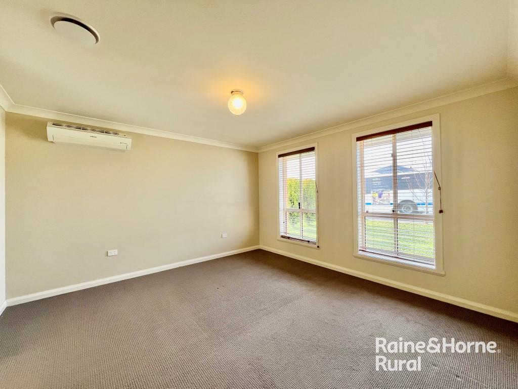 37 BLAXLAND DR, LLANARTH NSW 2795, 0 રૂમ, 0 બાથરૂમ, House