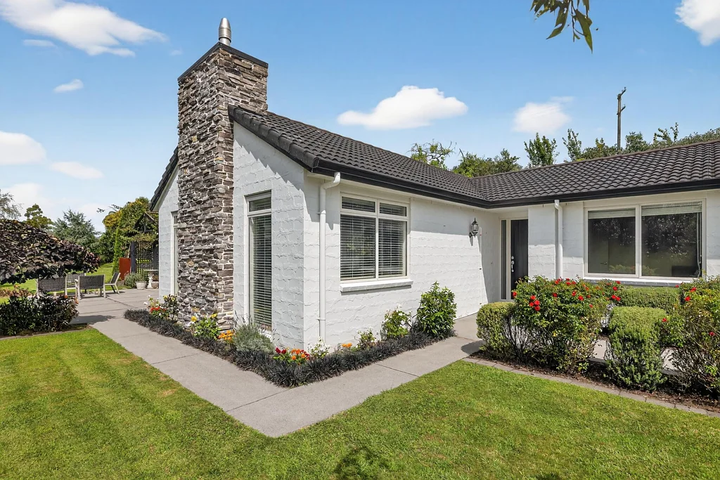 Te Puna Move for the space, stay for the lifestyle