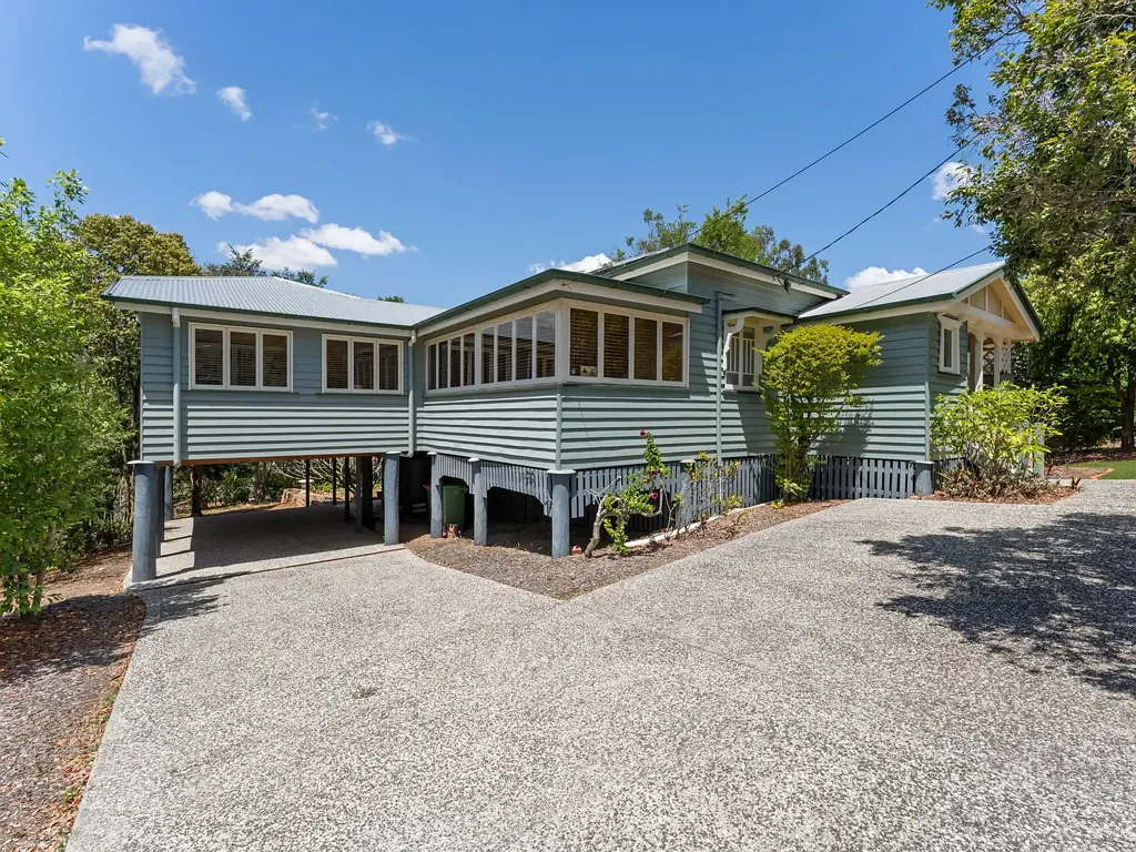 Ipswich 4Kwarto Timeless Charm on 923m² -  Ipswich’s Best at Your Doorstep