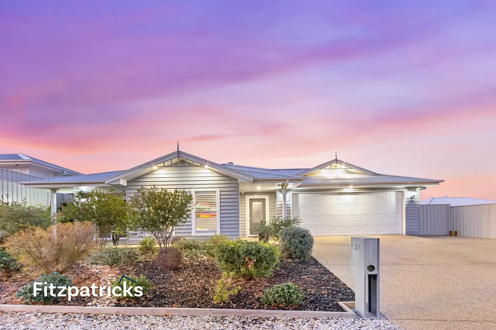 27 Ah Ket Avenue, Lloyd, NSW 2650