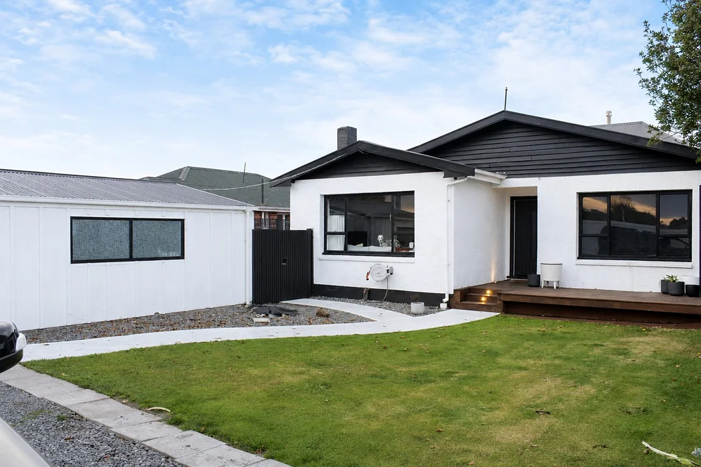 Well-Presented Home in Popular Redwood