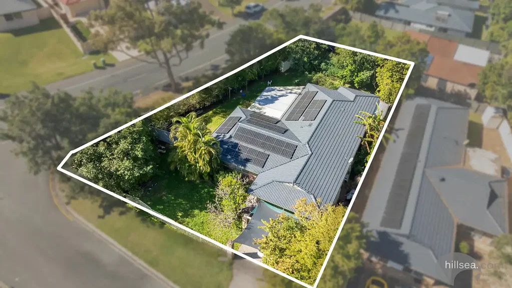 Parkwood 4房  AUCTION  -    852m² OF PURE  POTENTIAL - MUST BE SOLD