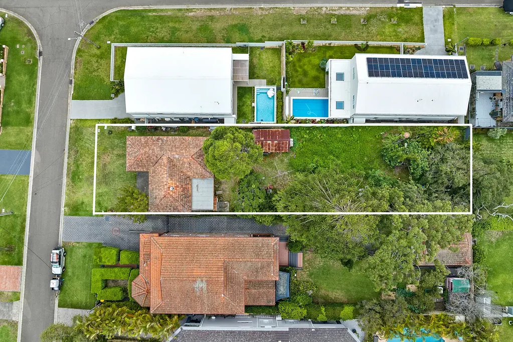 Caringbah South 3 Bedroom Premium Duplex Development Site