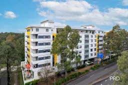 1/97 Caddies Boulevard, Rouse Hill