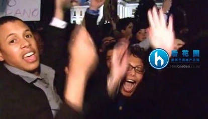 奥克兰的奥巴马支持者连夜庆祝胜利