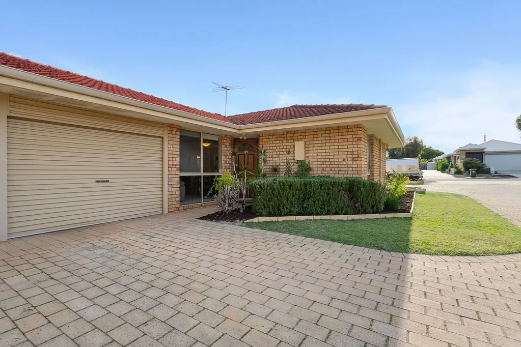 Bassendean 3房  Just Listed! Low-Maintenance Living in a Top Location