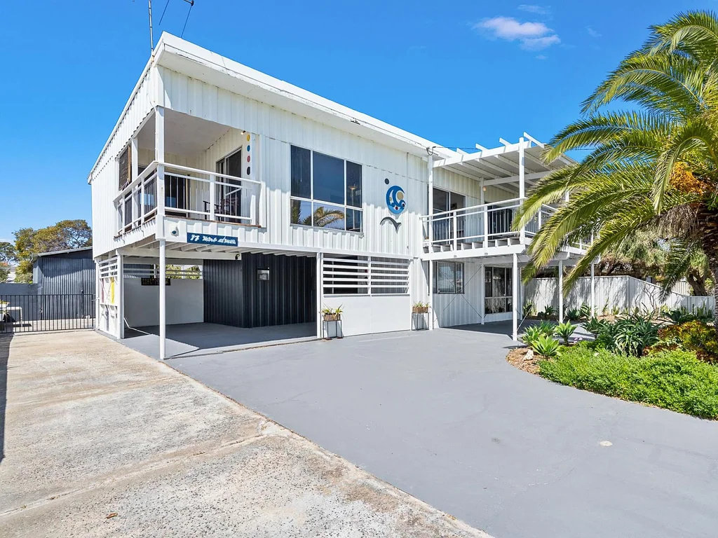 17 Orestes Street, San Remo, WA 6210