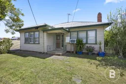 122 Beverin Street, Sebastopol