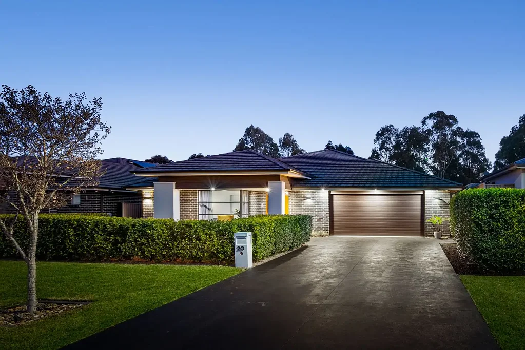 Harrington Park 4部屋 Sophisticated Single-Level Living in Harrington Grove's Exclusive Magnolia Precinct