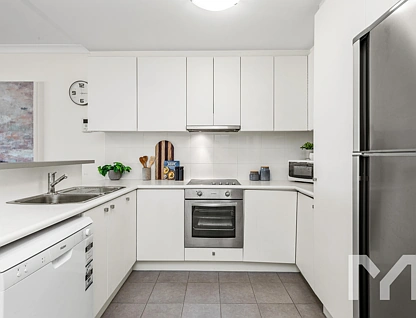 16/80 Stirling Highway, North Fremantle, North West Perth, 3 Bedrooms, 2 Bathrooms, Apartment