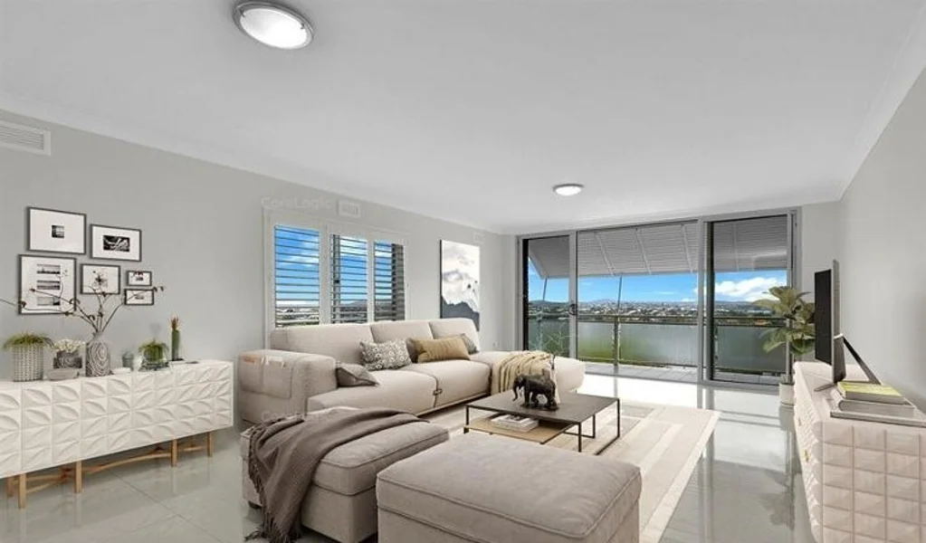 CITY AND RIVER VIEWS FROM THIS STUNNING RENOVATED APARTMENT!