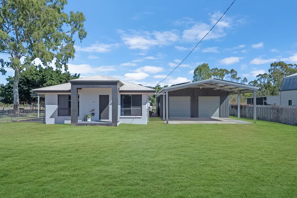 301 Kelso Drive, Kelso, QLD 4815