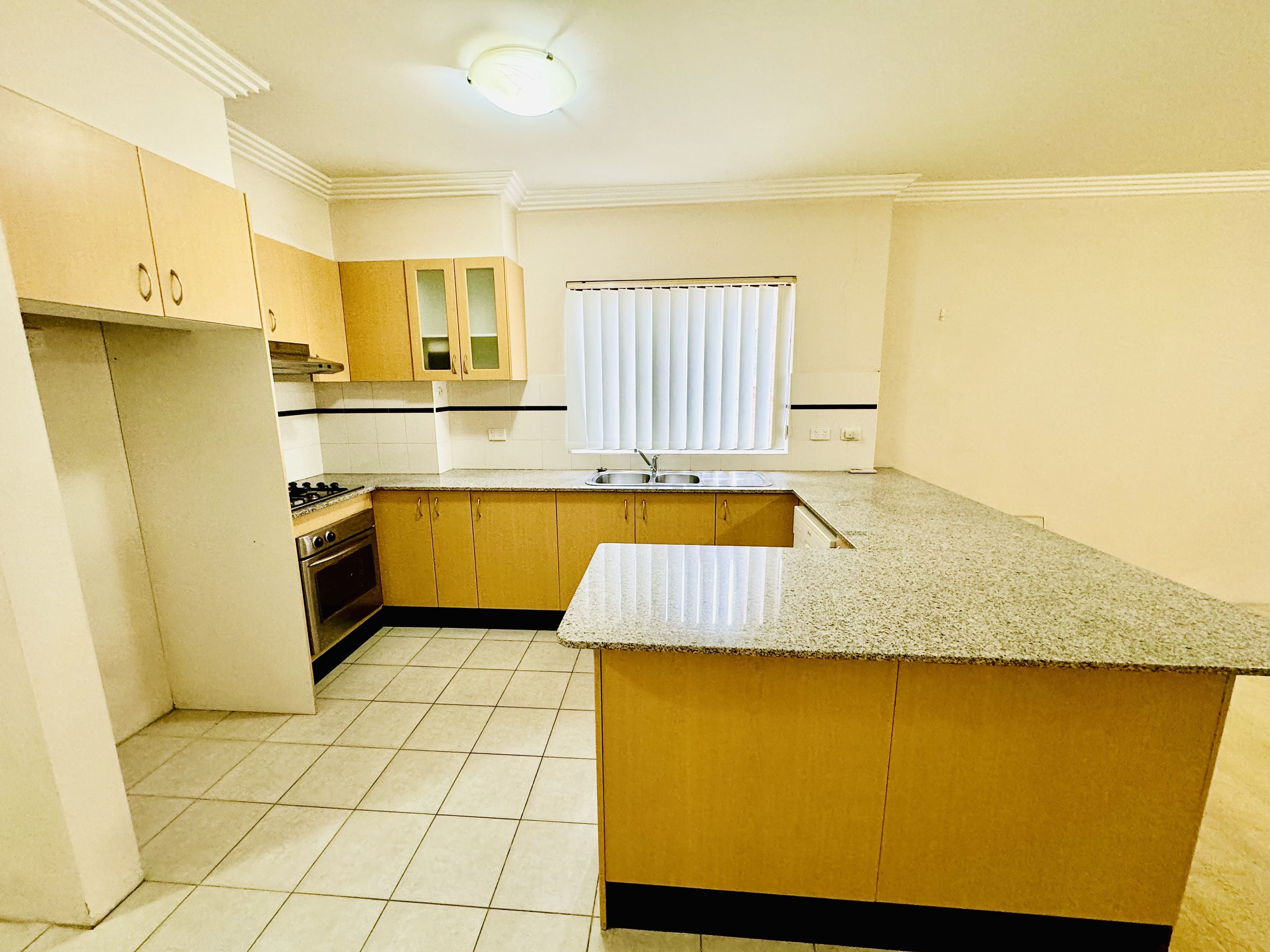 18/53 Montgomery Street, Kogarah, St George, 2部屋, 2バスルーム, Unit