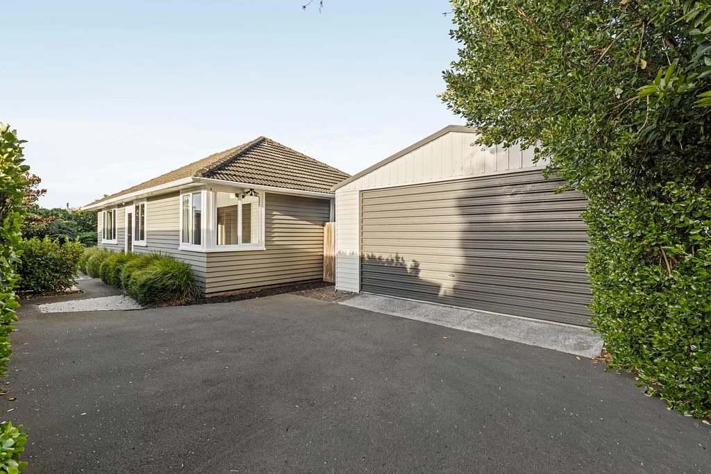 Avondale 2ਬੈੱਡਰੂਮ Privacy & Space in Avondale!