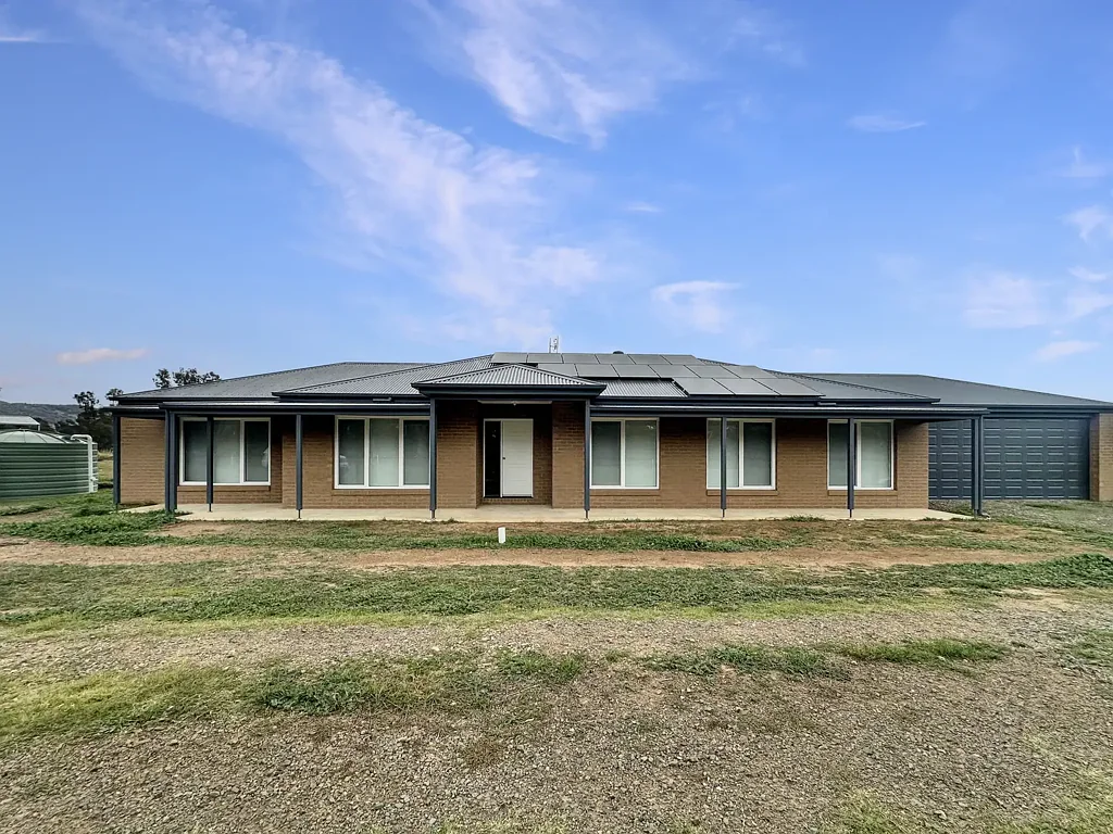 Spacious Brand-New Home in Picturesque Rural Setting