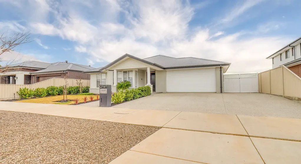 Kialla 4ਬੈੱਡਰੂਮ PRICE CHANGE & OPEN HOME...This Sat 11:40am - 12:10pm