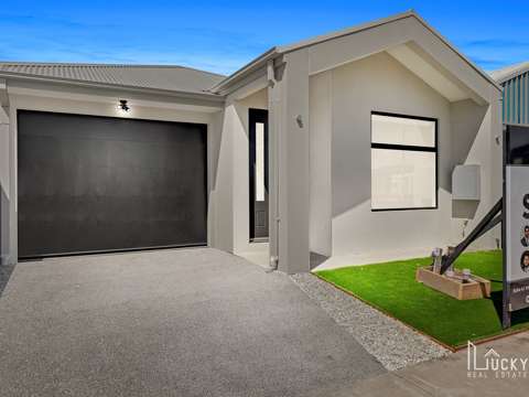 Craigieburn 3 Bedroom Brand New! Custom Built! $10k First Home Buyer Grant Available!